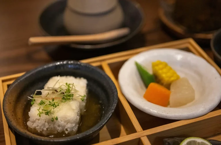 Japanese Cuisine in Singapore : Explore the vibrant scene of modern Japanese cuisine reinvented for Singapore diners.