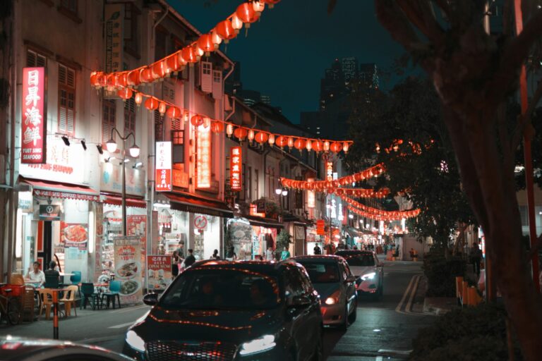 Singapore restaurants – vibrant street food and hawker centres