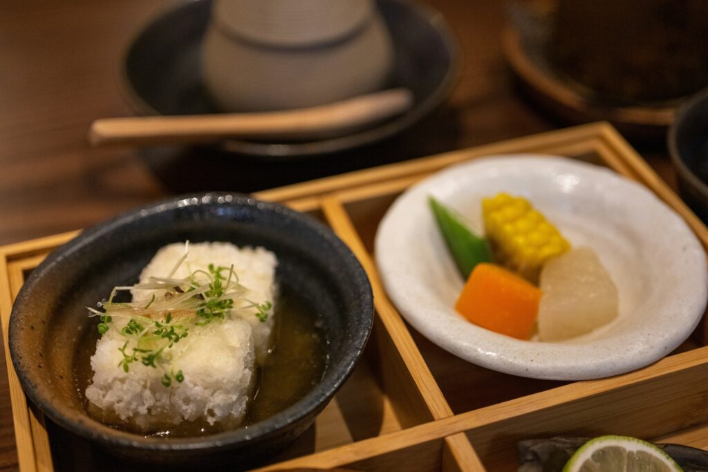 Japanese Cuisine in Singapore : Explore the vibrant scene of modern Japanese cuisine reinvented for Singapore diners.