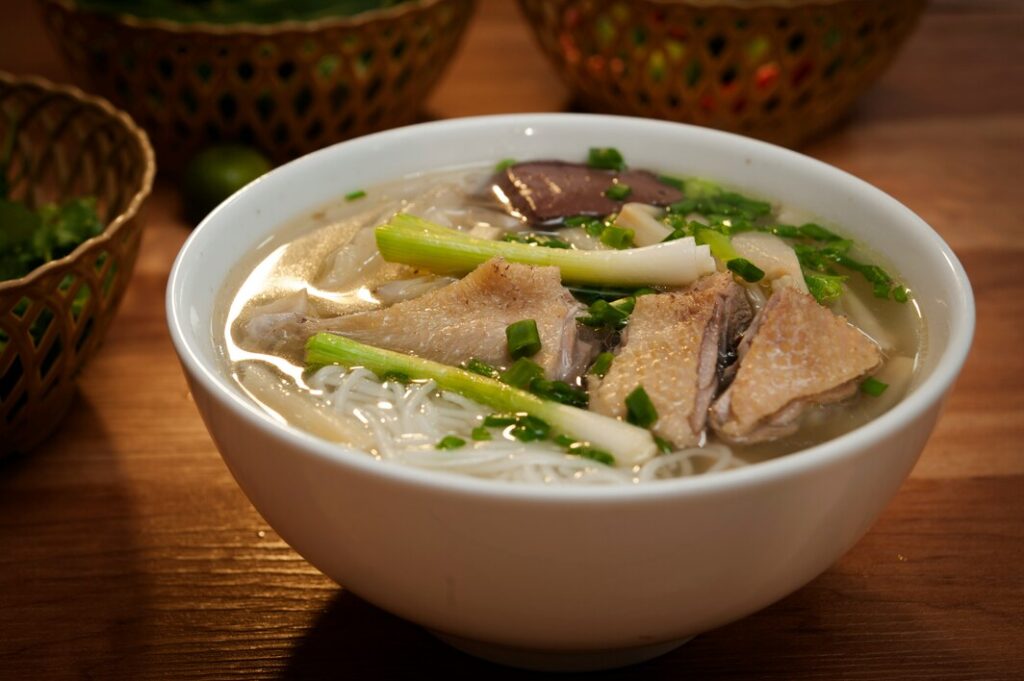 Chinese Cuisine: Fusion of centuries-old Chinese cooking with Singapore’s multicultural dining scene