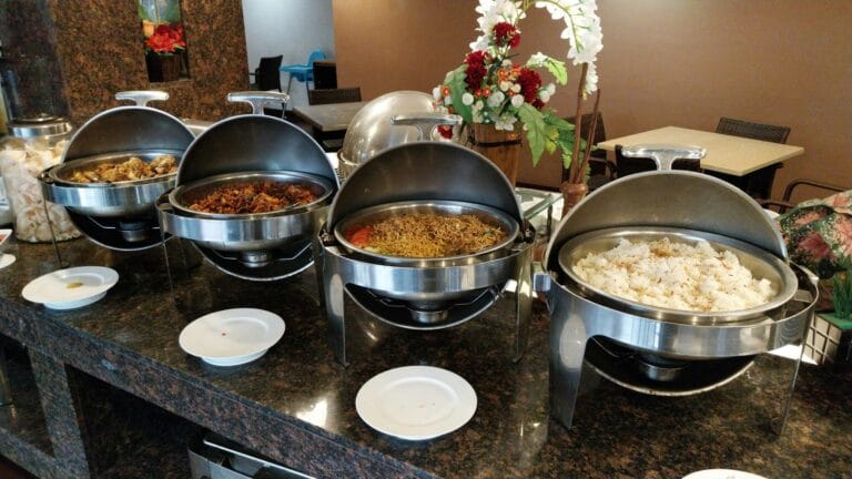 Best Buffet Restaurant in SG : Enjoying a joyful culinary buffet experience