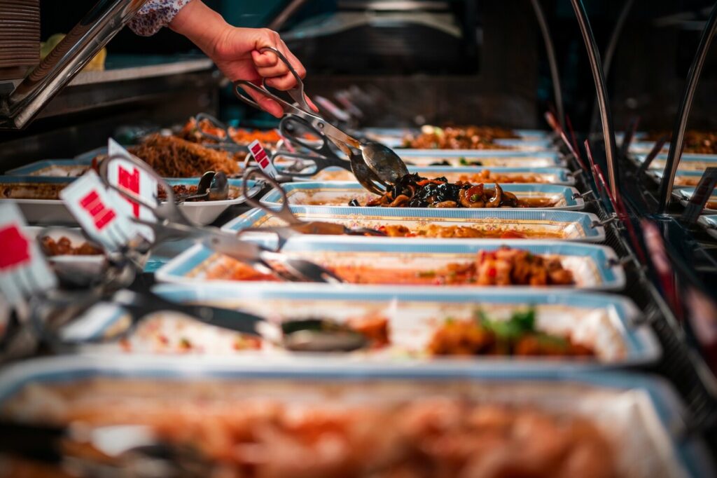 Best Buffet Restaurant in SG : Immersive buffet experience with sights, aromas, and tastes to remember