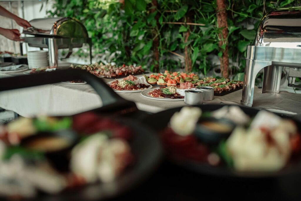 Best Buffet Restaurant in SG : Spacious buffet setting perfect for friends, families, and large groups